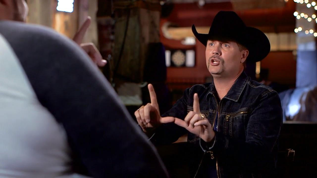 Watch: County Star John Rich does perfect impersonation of President Trump