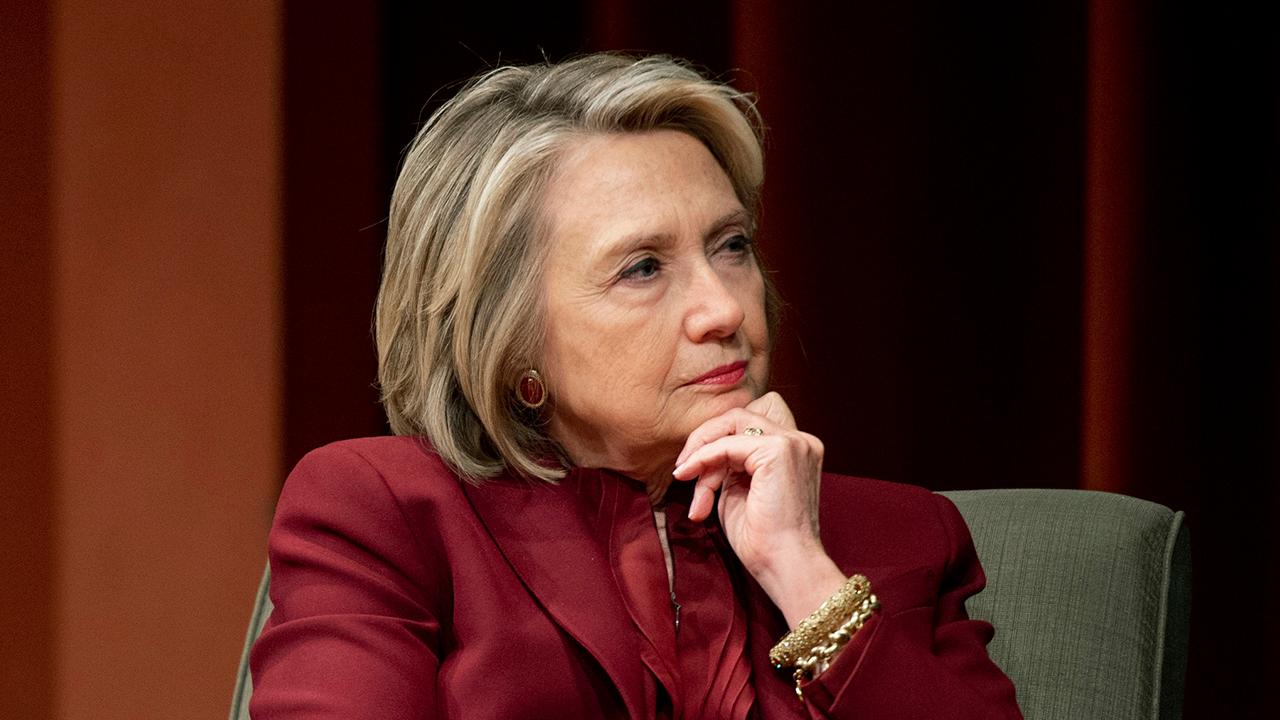 Hillary Clinton reportedly considering last-minute entry into Democratic presidential field