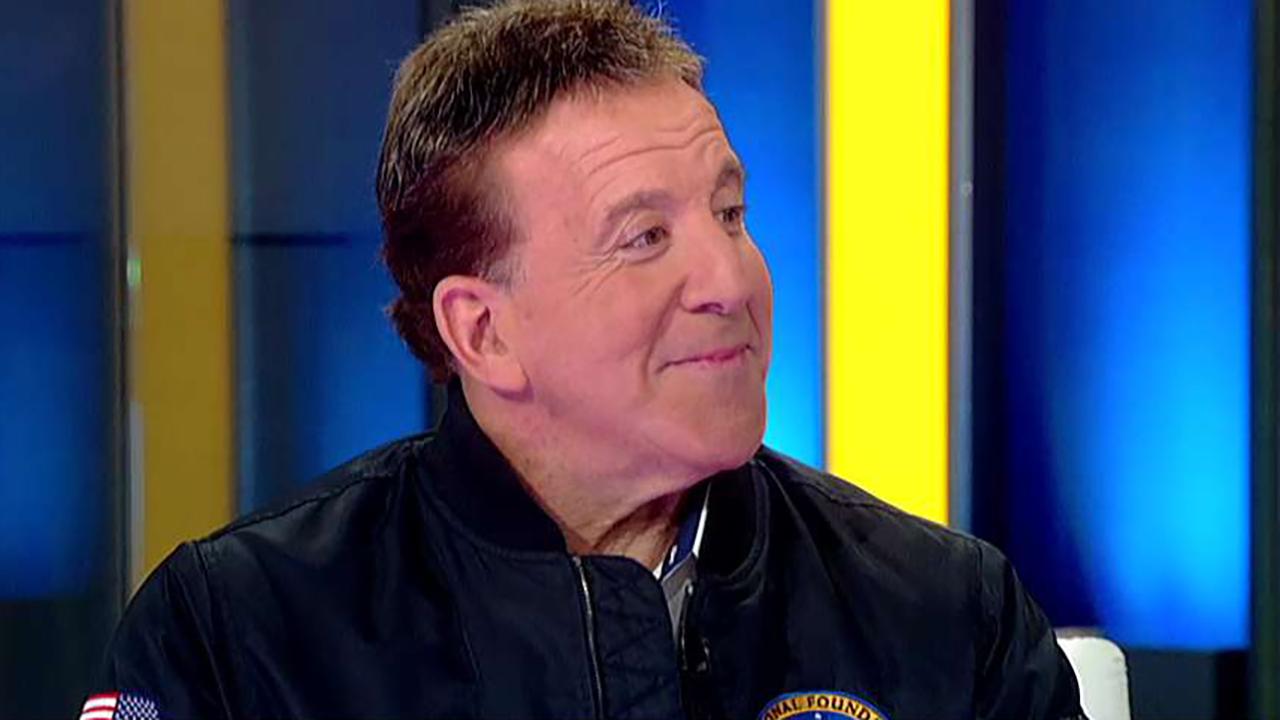 Jake Steinfeld set to give away fitness centers to schools across the country