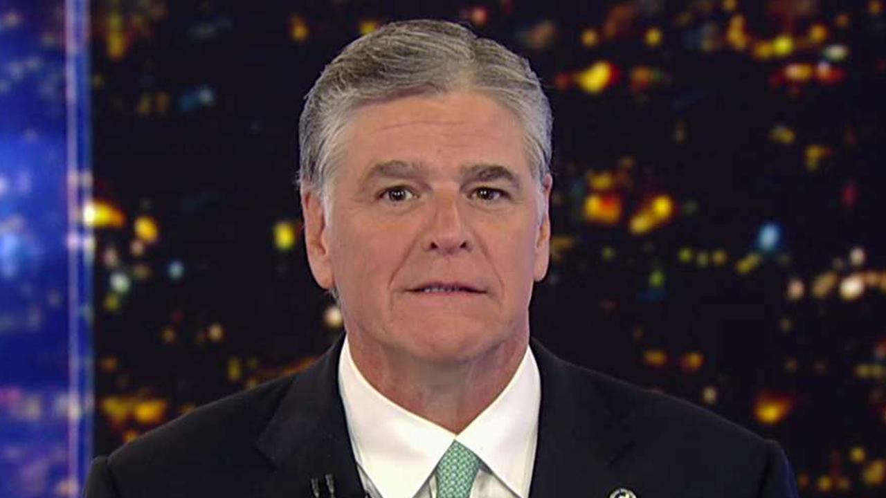 Sean Hannity debates James Carville at Politicon