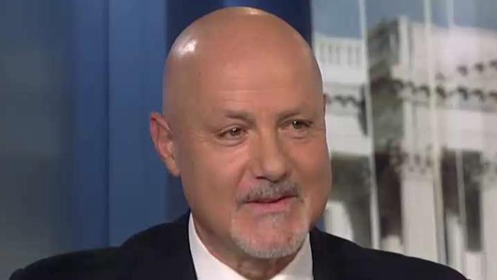 Mike Rizzo brings the World Series trophy to 'Fox News Sunday'