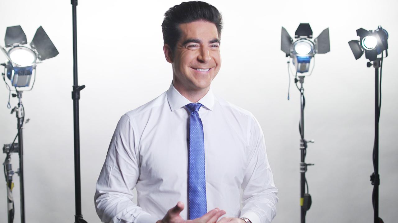 Jesse Watters reveals favorite Thanksgiving traditions, how he avoids the post-meal cleanup