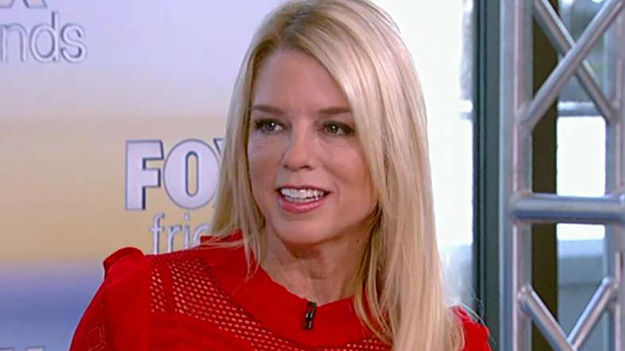Pam Bondi expected to join White House communications team amid impeachment battle