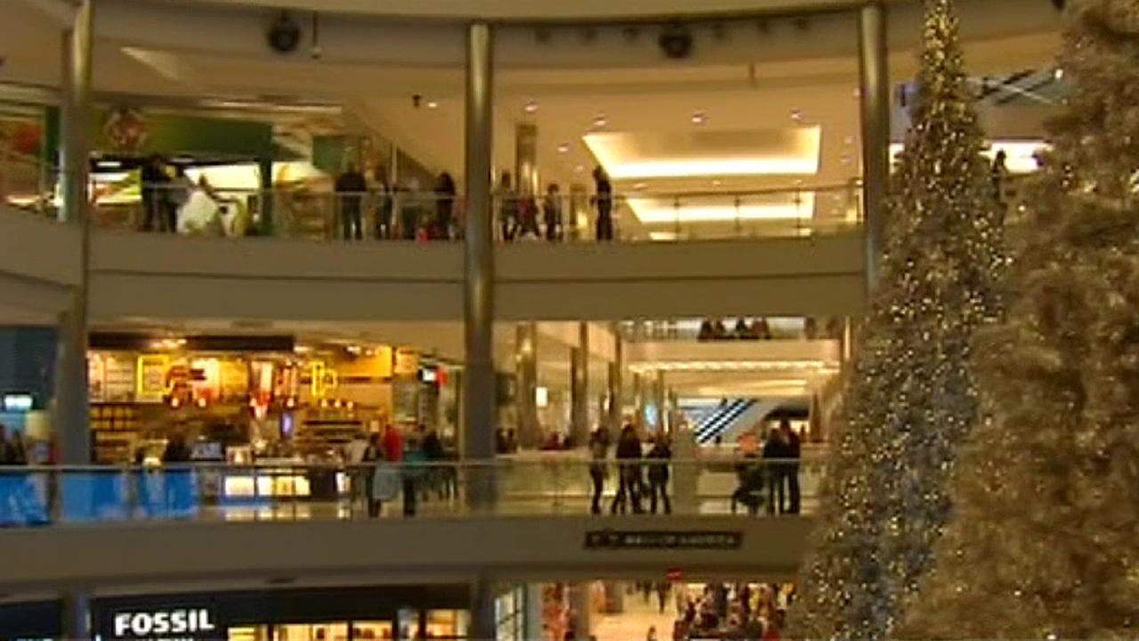 Majority of adults feel pressured to overspend during the holidays	