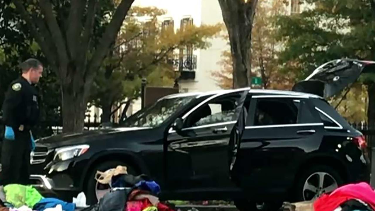 Secret Service stop 'unauthorized' SUV at the White House