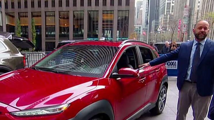 Kelley Blue Book unveils it's 'best buy' car awards on FOX Square