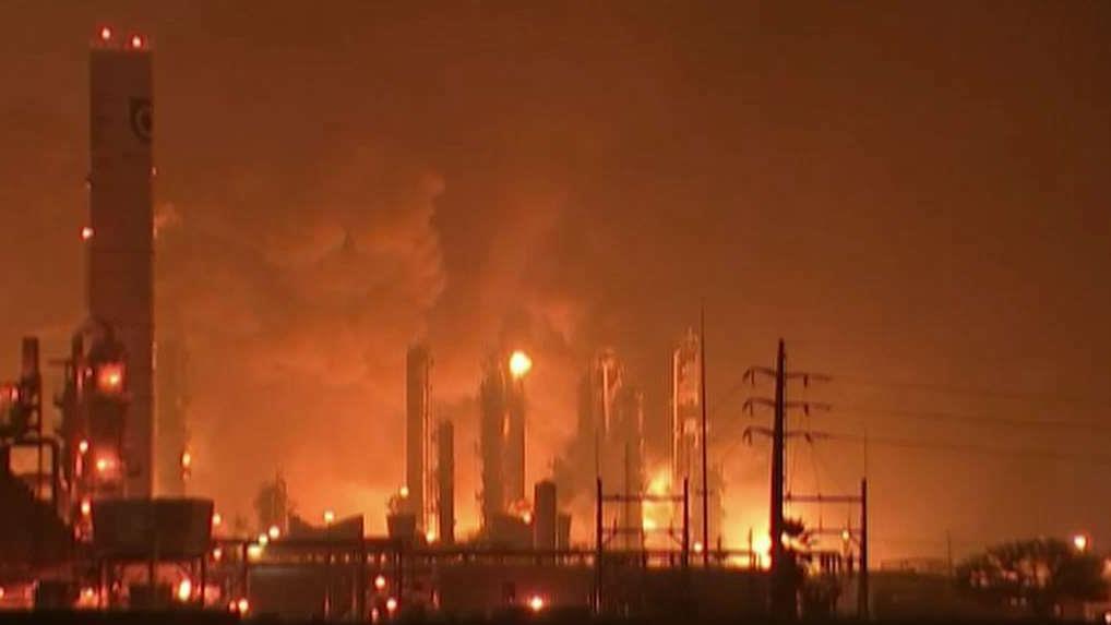 Powerful explosion at Texas chemical plant injures workers, residents