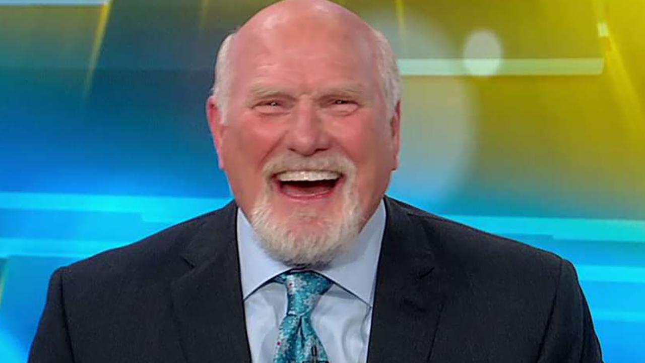 Terry Bradshaw shares his Thanksgiving Day NFL game predictions