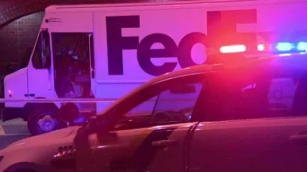 FedEx driver kills alleged robber after being shot during robbery attempt