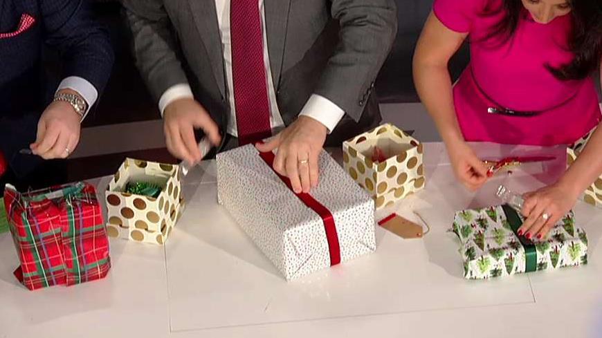 'Fox & Friends Weekend' anchors face off in a Christmas wrapping competition