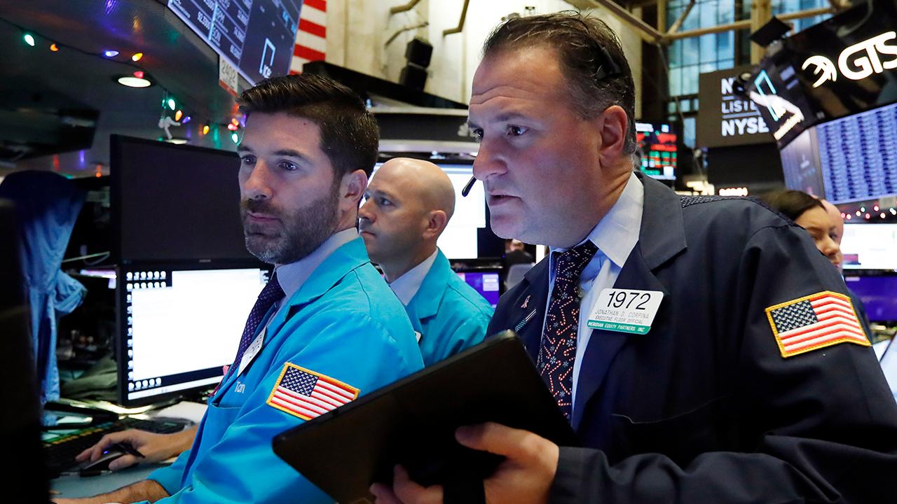 President Trump touts 'historic' US stock market, roaring economy despite Democrats' impeachment push