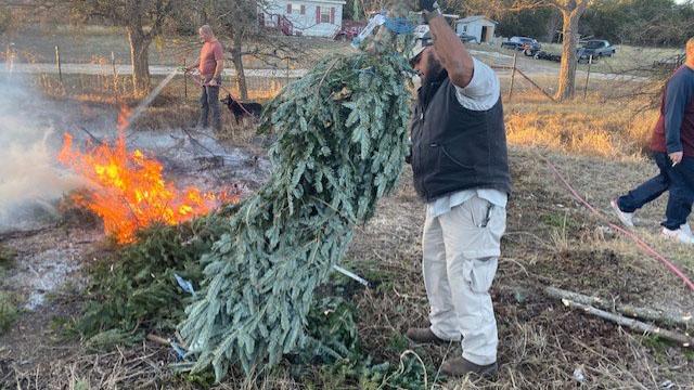 Army veteran recycles Christmas trees into canes