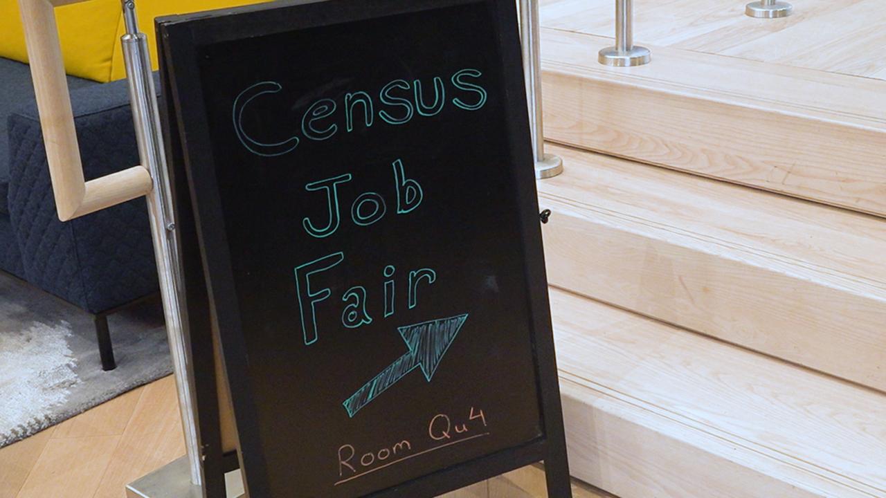Census Bureau raises pay to lure 500K new hires