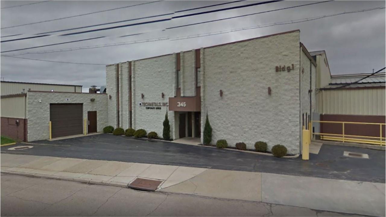 Ohio metal plant worker dies after falling into chemical vat