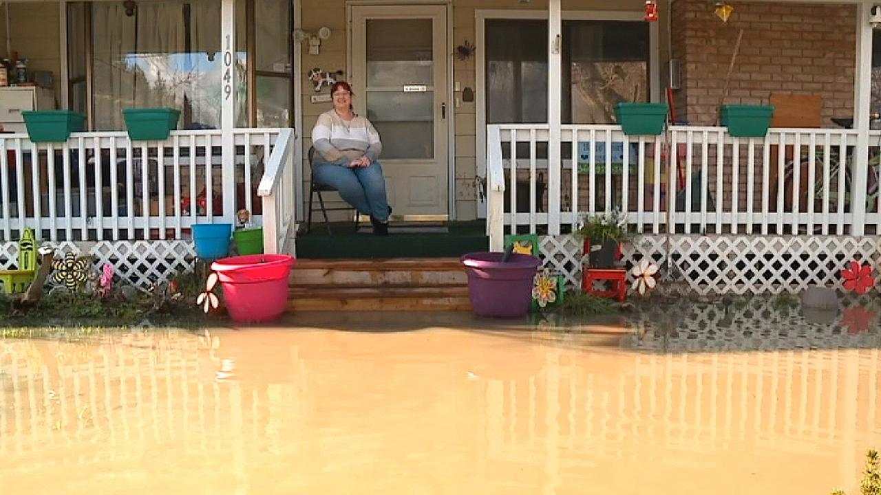 Widespread flooding has Sumas, Washington residents hoping for the best