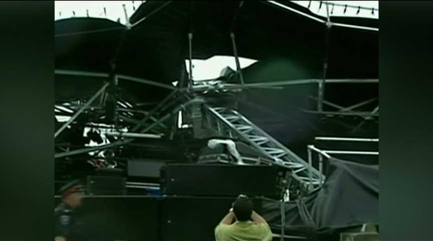 Caught on Tape: Stage Collapses at Concert
