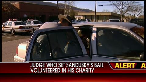 Sandusky Released on $100,000 Bail