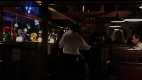 Crazy Video: Customers Beat Up Red Lobster Waitress in Restaurant for ...