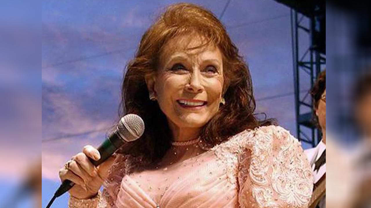 Country music legend Loretta Lynn in hospital after stroke