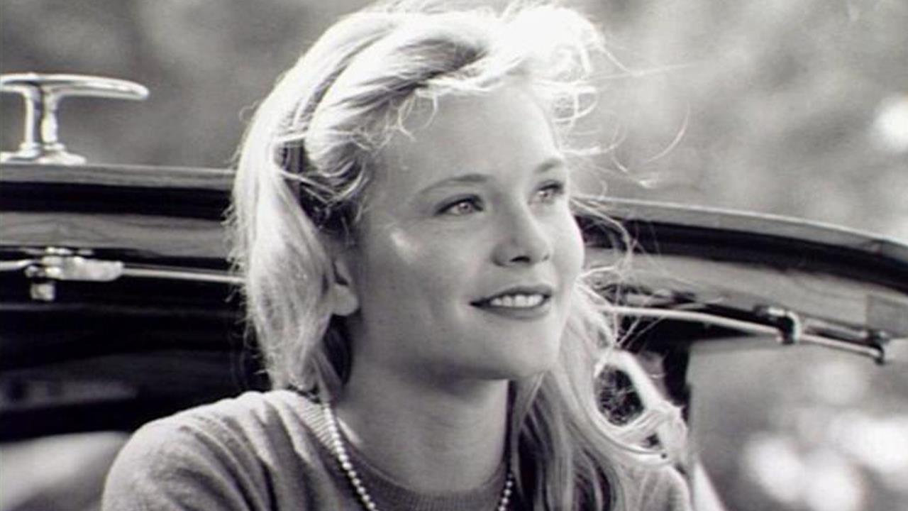 Amy locane photo