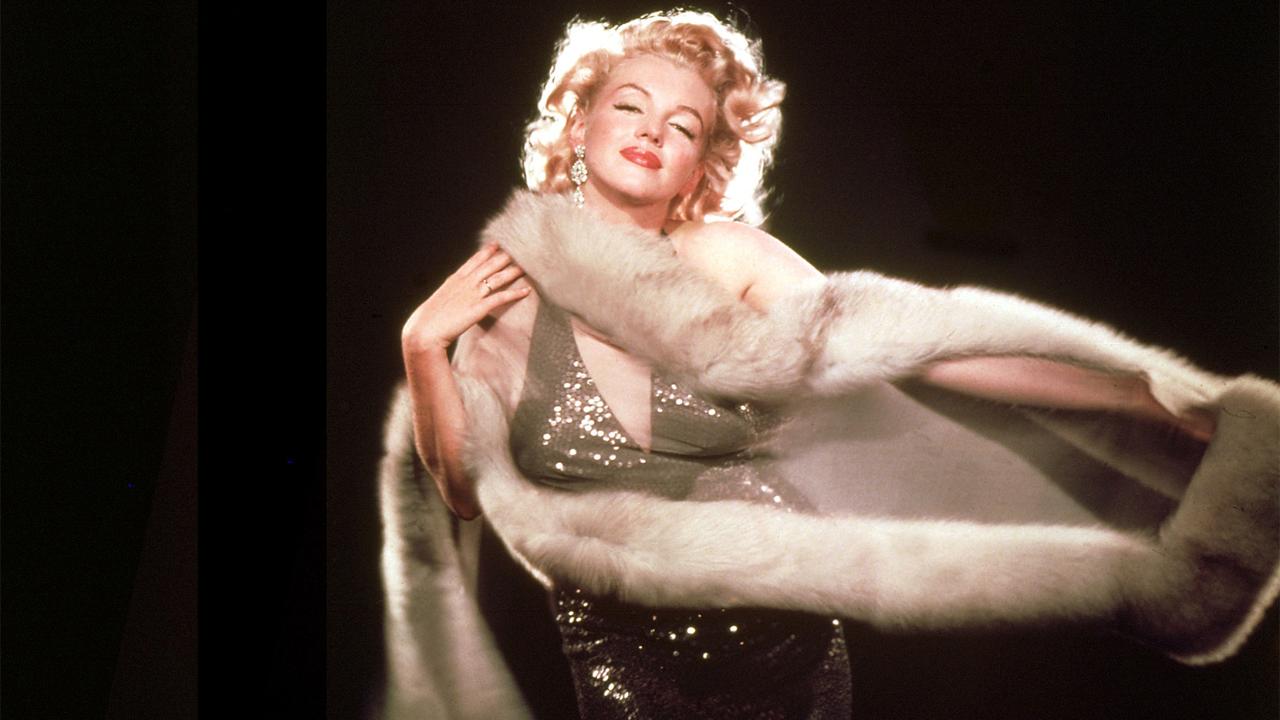 Marilyn Monroes Nude Red Velvet Photo Signed By Hugh Hefner To Be Auctioned Fox News 6094