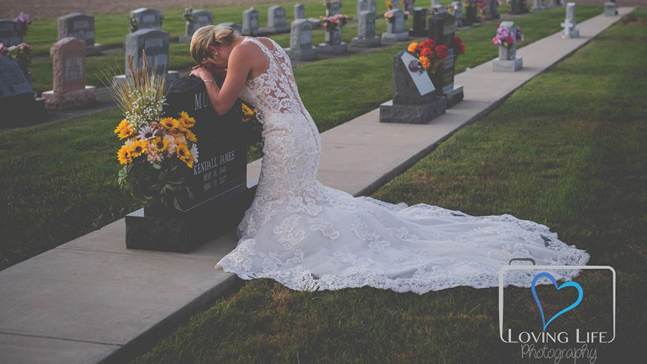 Bride Poses For Wedding Photos Alone After Alleged Drunken Driver 4725