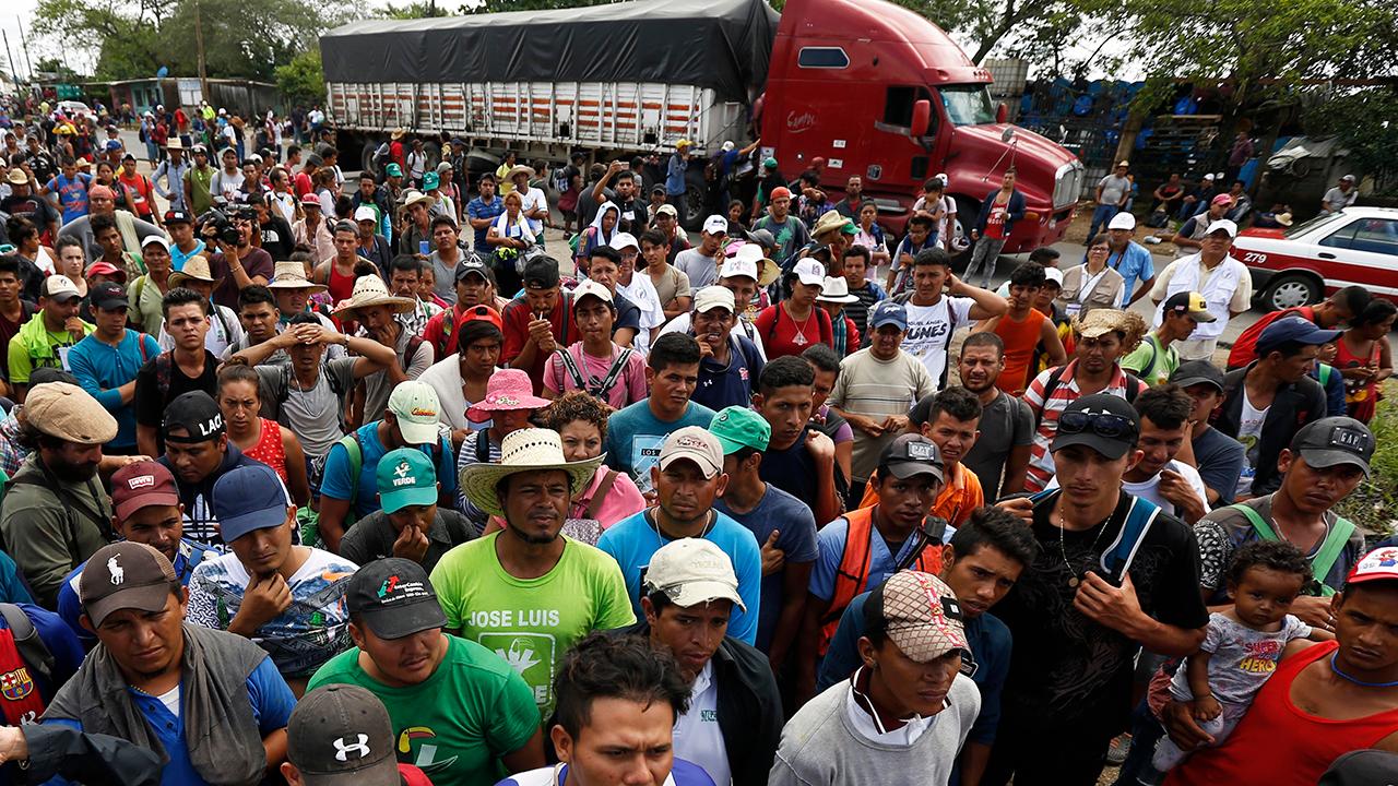 Migrant Caravans Swell To 12000 Get Some Help Along The Way Fox News