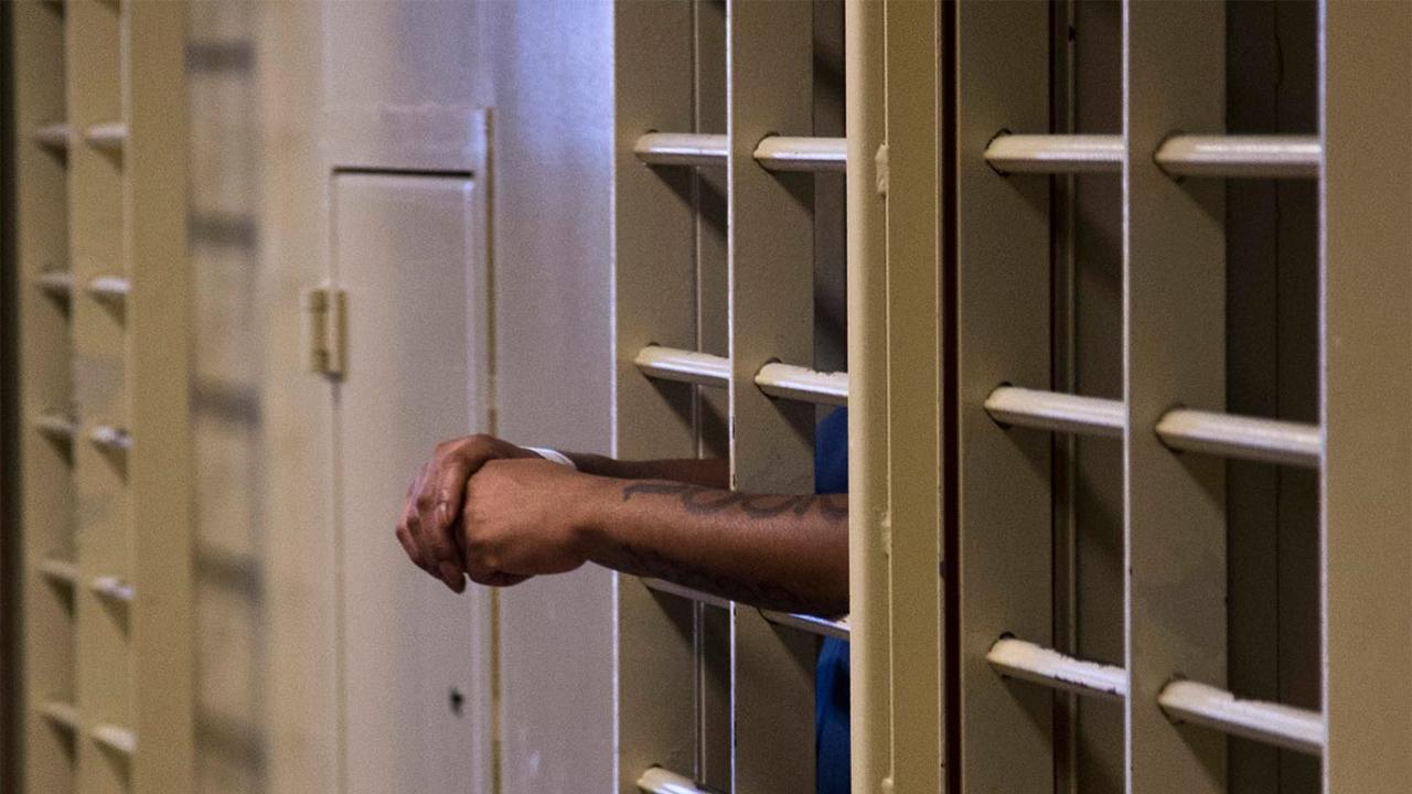 Criminal justice reform bill clears first test vote in Senate