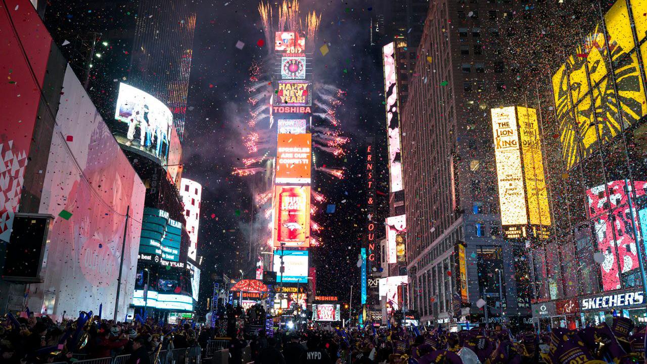 Skab Waterfront Skylight New Year's crowd in Times Square won't reach estimated 2 million, experts  say | Fox News