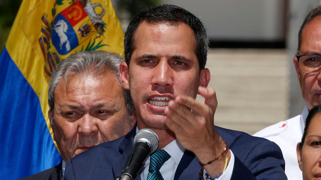 Venezuelan opposition leader calls for military leaders to abandon Maduro government
