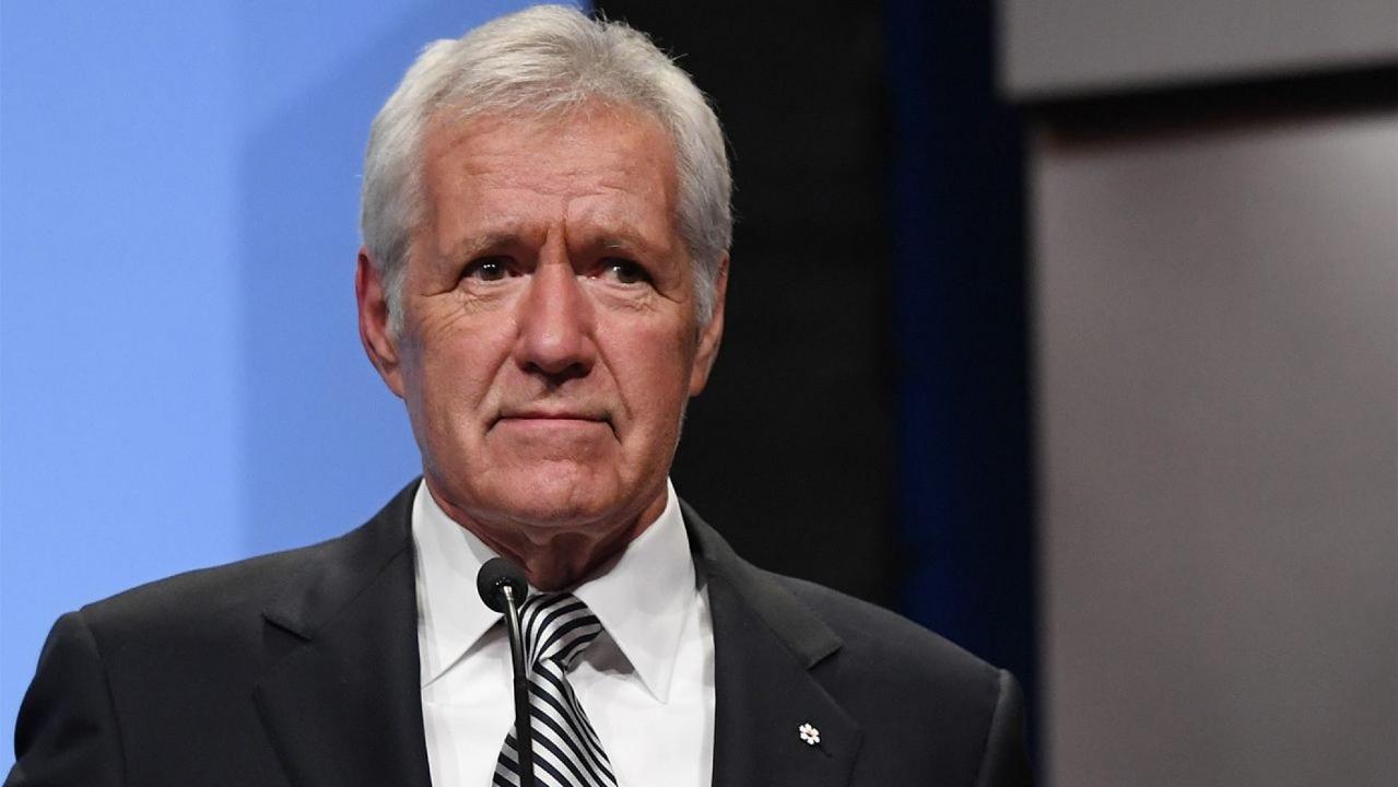 Alex Trebek was 'writhing in pain' between 'Jeopardy!' tapings ...