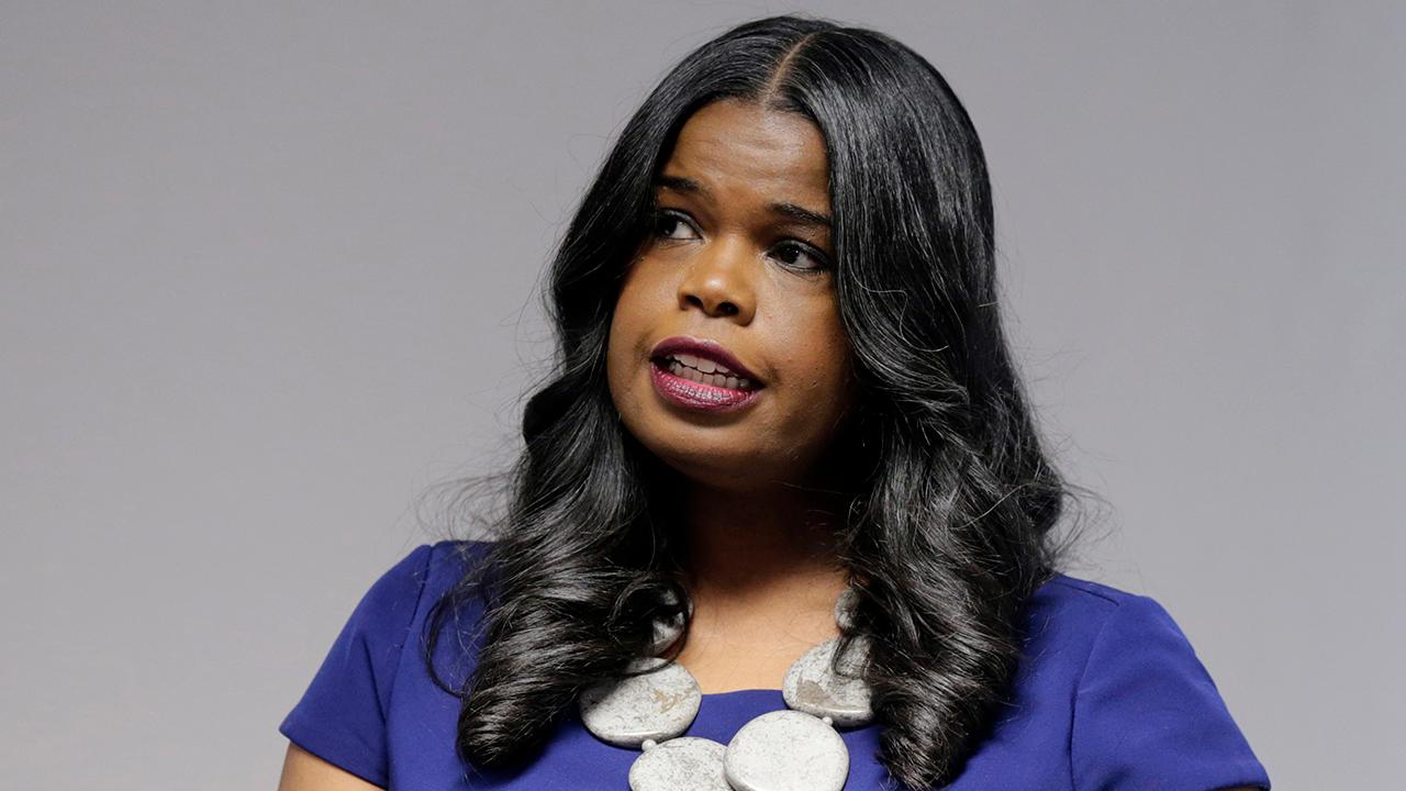 Chicago police demand resignation of Smollett prosecutor Kim Foxx