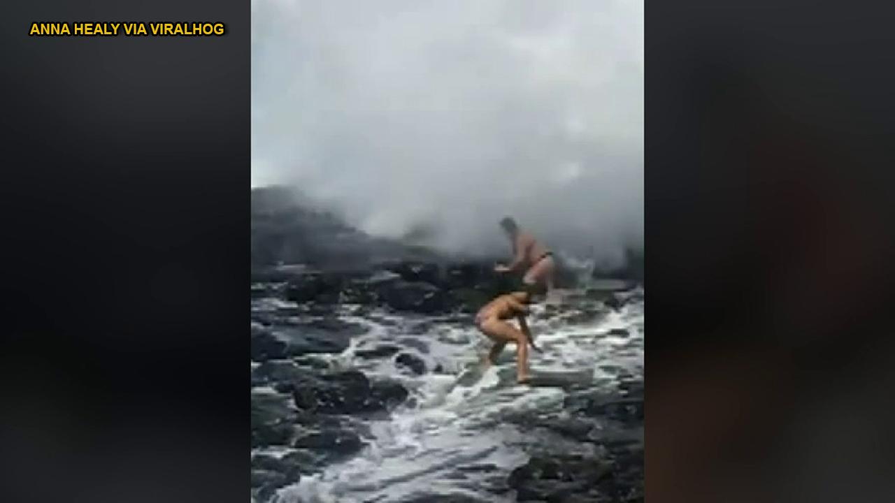 Tourists knocked over by wave in Hawaii while trying to get 'perfect shot'