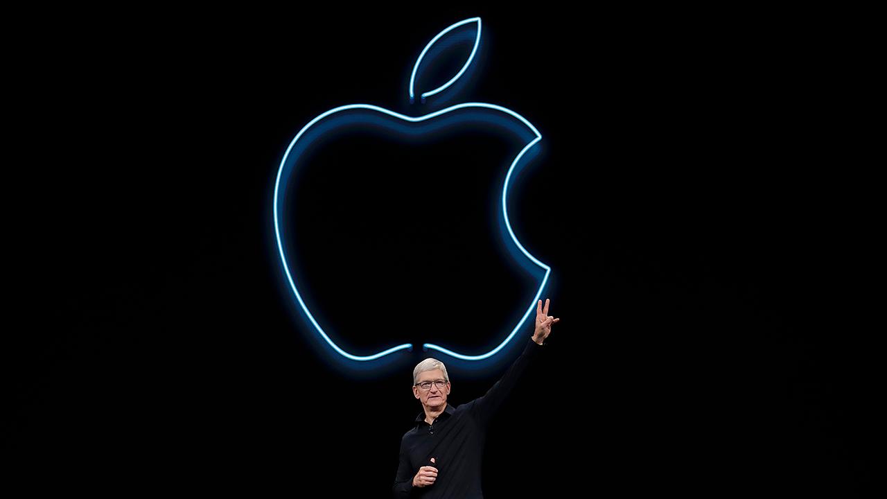 Apple unveils new privacy features, a brand new laptop and says goodbye to iTunes