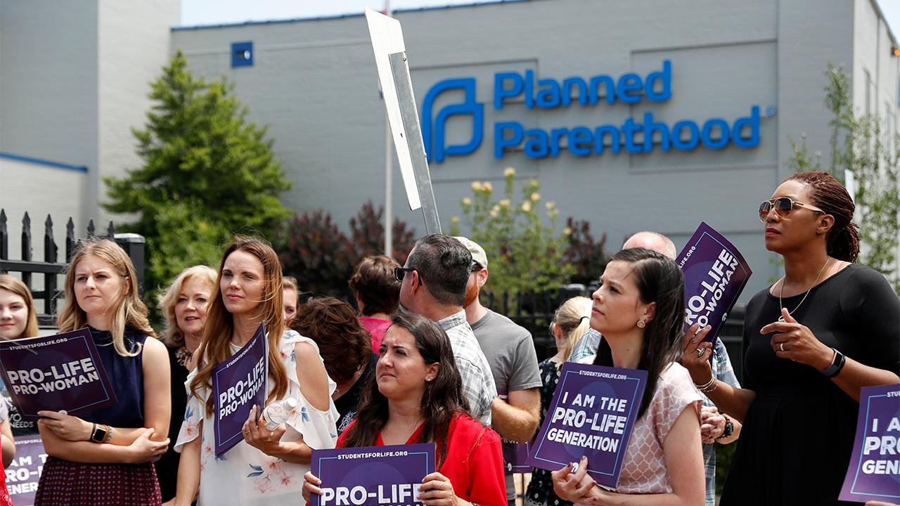 what-are-late-term-abortions-and-who-gets-them-the-washington-post