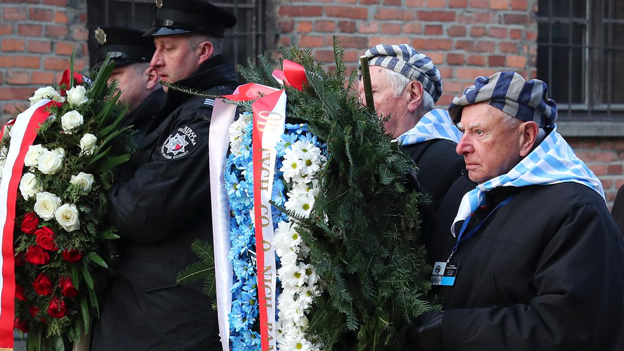 Pēdējie padomju karavīri, kas atbrīvoja Aušvicu, nomira 98 gadu vecumā